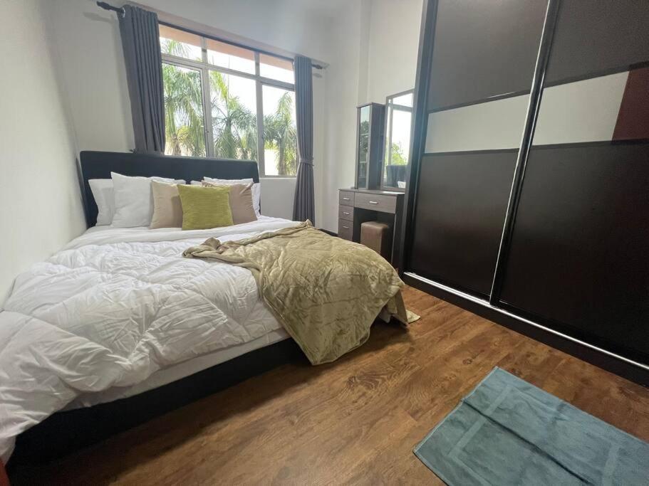 Glory Beach Aparment 2 Bedroom Port Dickson Dış mekan fotoğraf